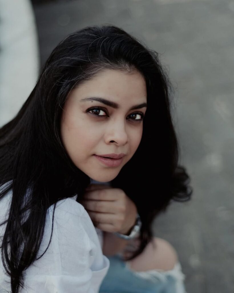 Sumona Chakravarti 